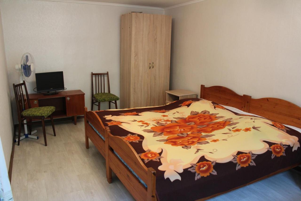 Hôtel Tsikhierva à Gagra Extérieur photo