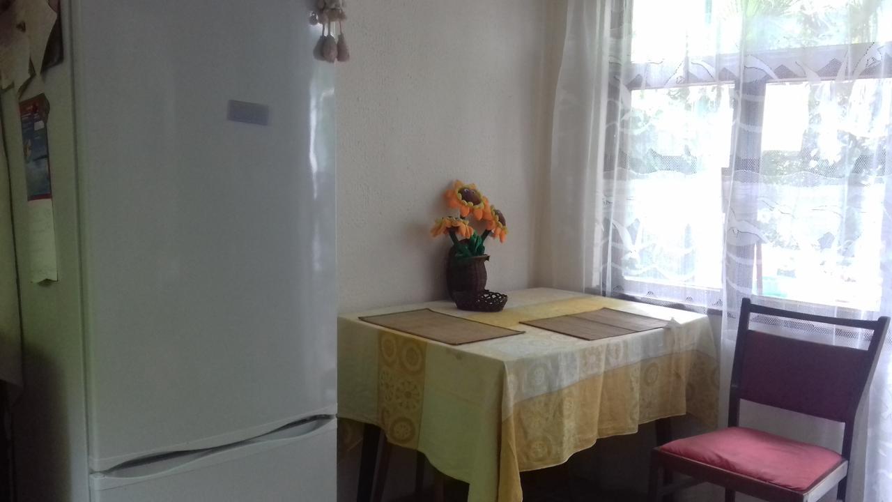 Hôtel Tsikhierva à Gagra Extérieur photo
