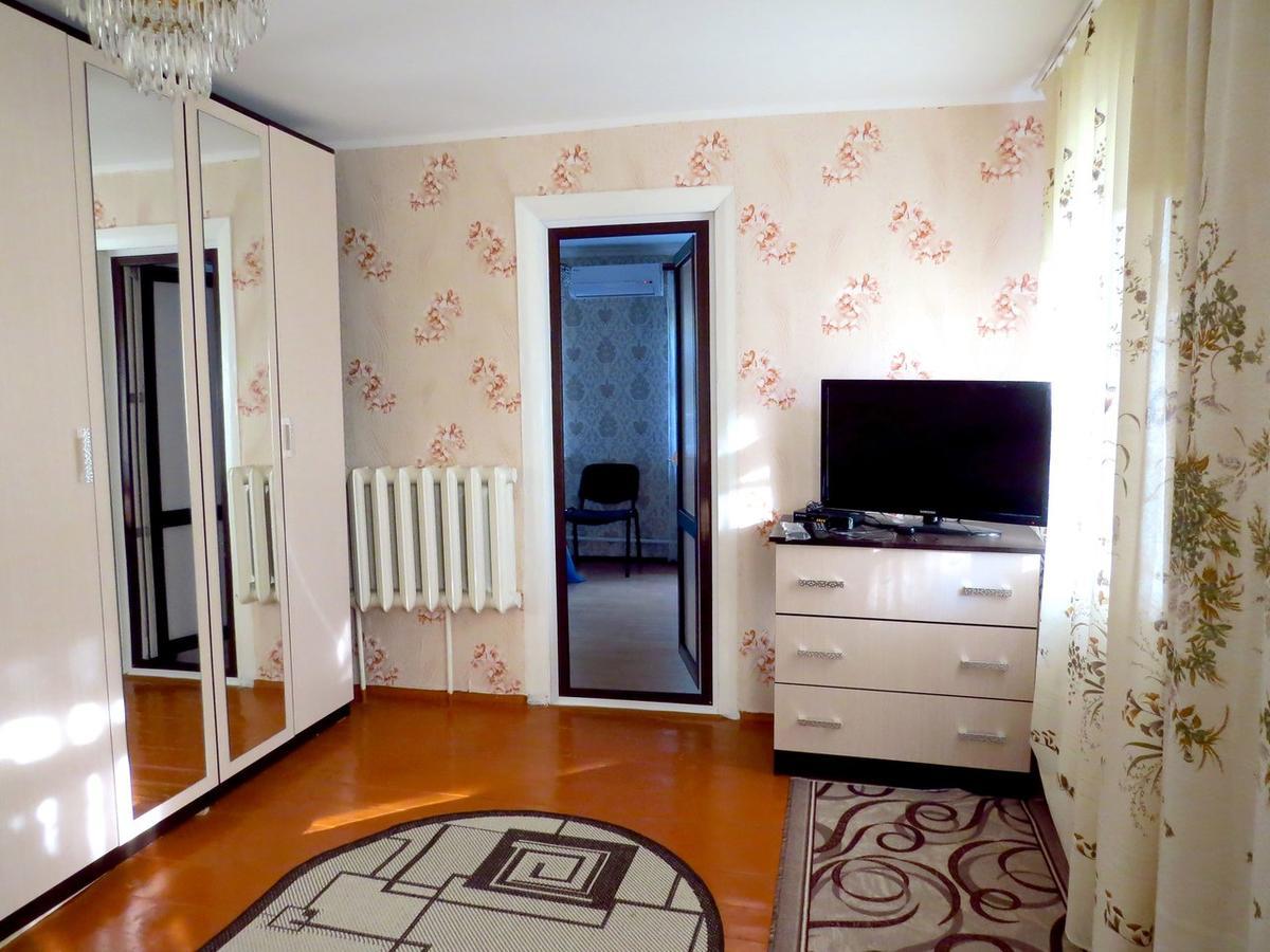 Hôtel Tsikhierva à Gagra Extérieur photo
